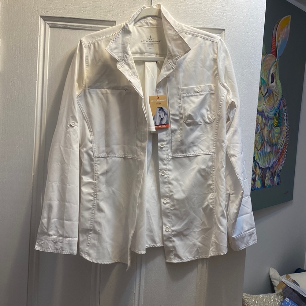 Royal Robbins boat shirt. White. Moisture wicking. brand new. Got the wrong size